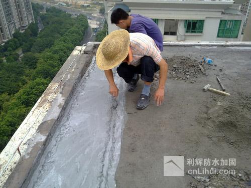冬季<a href='http://www.ofszu.cn' target='_blank' title='防水施工'>防水施工</a>選材很重要 冬季<a href='http://www.ofszu.cn' target='_blank' title='防水施工'>防水施工</a>選材很重要